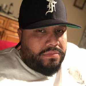 Meet your Posher, Josue